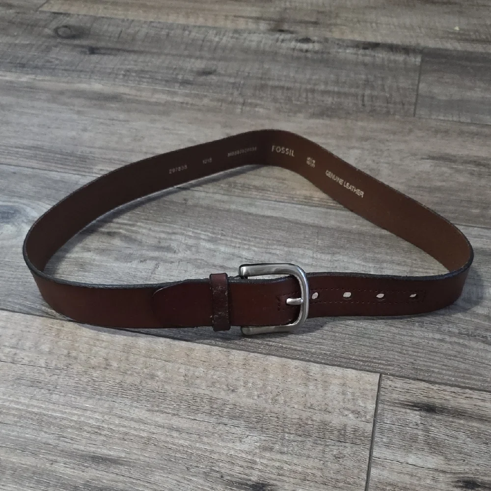 Fossil Genuine  Leather